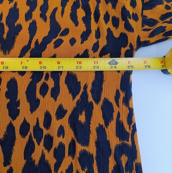 Umgee Leopard Print Collared V-Neck Boho Frayed Hem Sz L Tunic Top - Picture 10 of 15